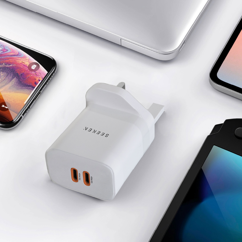 45W Dual USB-C (PD) Fast Charger